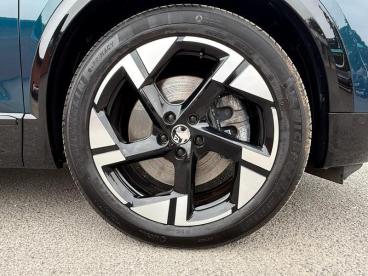 SPOTICAR Vauxhall Grandland 73kwh Ultimate Auto 5dr Used Car - Suv Electric Blue - Wantage - 1200609356_4