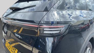 SPOTICAR Vauxhall Grandland 1.2 Ultimate E-dct Euro 6 (s/s) 5dr Used Car - Suv Hybrid Black - Preston - 1200609396_5