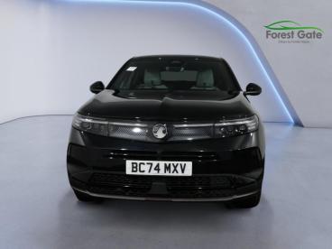 SPOTICAR Vauxhall Grandland 1.2 Ultimate E-dct Euro 6 (s/s) 5dr Used Car - Suv Hybrid Black - Corby - 1200609401_3