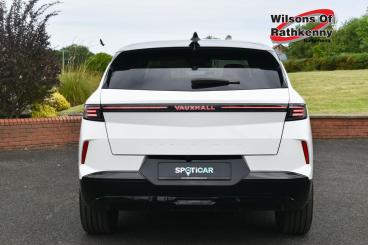 SPOTICAR Vauxhall Grandland 73kwh Ultimate Auto 5dr Used Car - Suv Electric White - Ballymena County Antrim - 1200611369_4