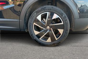 SPOTICAR Vauxhall Grandland 1.2 Ultimate E-dct Euro 6 (s/s) 5dr Used Car - Suv Hybrid Black - Eastleigh - 1200612531_5