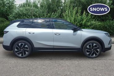SPOTICAR Vauxhall Grandland 1.2 Ultimate E-dct Euro 6 (s/s) 5dr Used Car - Suv Hybrid Silver - Eastleigh - 1200612533_4
