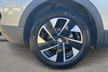 SPOTICAR Vauxhall Grandland 1.2 Ultimate E-dct Euro 6 (s/s) 5dr Used Car - Suv Hybrid Silver - Portsmouth - 1200614047_5