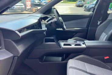 SPOTICAR Vauxhall Grandland 1.2 Gs E-dct Euro 6 (s/s) 5dr Used Car - Suv Hybrid Blue - Farningham - 1200615703_3