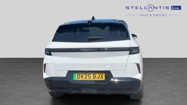 SPOTICAR Vauxhall Grandland 73kwh Gs Auto 5dr Used Car - Suv Electric White - Sale - 1200616117_4
