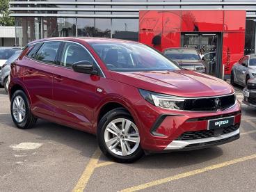SPOTICAR Vauxhall Grandland 1.2 Turbo Design Auto Euro 6 (s/s) 5dr Used Car - Suv Petrol Red - Romford - 1200617364_1