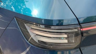 SPOTICAR Vauxhall Grandland 73kwh Ultimate Auto 5dr Used Car - Suv Electric Blue - Walton On Thames - 1200617671_5