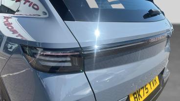 SPOTICAR Vauxhall Grandland 1.2 Design E-dct Euro 6 (s/s) 5dr Used Car - Suv Hybrid Grey - Redditch - 1200617924_5