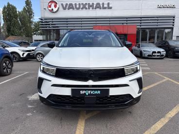SPOTICAR Vauxhall Grandland 1.2 Turbo Gs Line Euro 6 (s/s) 5dr Used Car - Suv Petrol White - Romford - 1200617966_2
