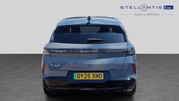 SPOTICAR Vauxhall Grandland 73kwh Gs Auto 5dr Used Car - Suv Electric Grey - Romford - 1200618008_4