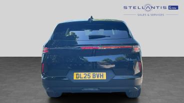 SPOTICAR Vauxhall Grandland 1.2 Ultimate E-dct Euro 6 (s/s) 5dr Used Car - Suv Hybrid Black - Nottingham - 1200618084_4