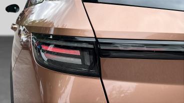 SPOTICAR Vauxhall Grandland 1.2 Ultimate E-dct Euro 6 (s/s) 5dr Used Car - Suv Hybrid Bronze - Stockport - 1200619523_5