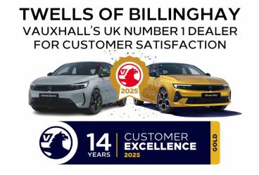 SPOTICAR Vauxhall Grandland 1.2 Turbo Ultimate Auto Euro 6 (s/s) 5dr Used Car - Suv Petrol Black - Billinghay - 1200620179_5