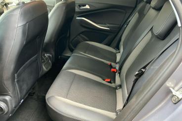 SPOTICAR Vauxhall Grandland 1.2 Turbo Gs Line Euro 6 (s/s) 5dr Used Car - Suv Petrol Grey - Bexleyheath - 1200620738_5
