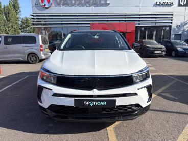 SPOTICAR Vauxhall Grandland 1.6 14.2kwh Gs Auto Euro 6 (s/s) 5dr Used Car - Suv Plug-in Hybrid White - Romford - 1200621644_2