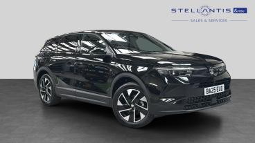 SPOTICAR Vauxhall Grandland 1.2 Ultimate E-dct Euro 6 (s/s) 5dr Used Car - Suv Hybrid Black - London - 1200621814_1