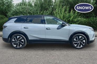 SPOTICAR Vauxhall Grandland 73kwh Gs Auto 5dr Used Car - Suv Electric Grey - Southampton - 1200622880_4
