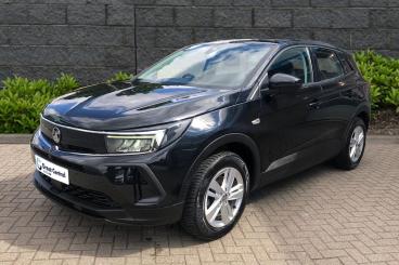 SPOTICAR Vauxhall Grandland 1.2 Turbo Design Euro 6 (s/s) 5dr Used Car - Suv Petrol Black - Rugby - 1200624926_2