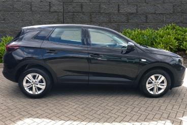 SPOTICAR Vauxhall Grandland 1.2 Turbo Design Euro 6 (s/s) 5dr Used Car - Suv Petrol Black - Rugby - 1200624926_3