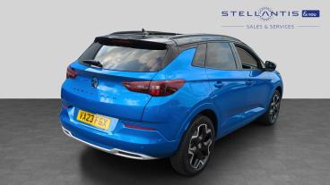 SPOTICAR Vauxhall Grandland 1.2 Turbo Ultimate Auto Euro 6 (s/s) 5dr Used Car - Suv Petrol Blue - Crawley - 1200626777_3