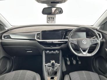 SPOTICAR Vauxhall Grandland 1.2 Turbo Gs Euro 6 (s/s) 5dr Used Car - Suv Petrol White - Preston - 1200627647_5