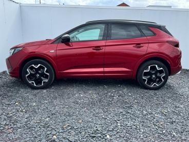 SPOTICAR Vauxhall Grandland 1.2 Turbo Ultimate Auto Euro 6 (s/s) 5dr Used Car - Suv Petrol Red - Kingswinford - 1200628363_4