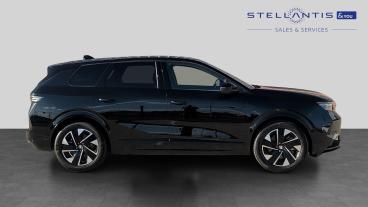 SPOTICAR Vauxhall Grandland 73kwh Gs Auto 5dr Used Car - Suv Electric Black - Liverpool - 1200628462_2