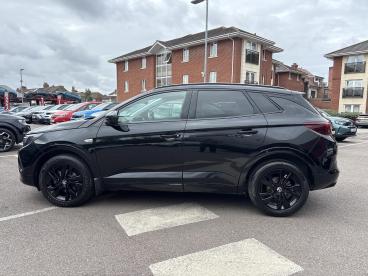 SPOTICAR Vauxhall Grandland 1.2 Turbo Gs Line Auto Euro 6 (s/s) 5dr Used Car - Suv Petrol Black - Romford - 1200630471_4