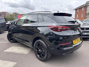 SPOTICAR Vauxhall Grandland 1.2 Turbo Gs Line Auto Euro 6 (s/s) 5dr Used Car - Suv Petrol Black - Romford - 1200630471_5