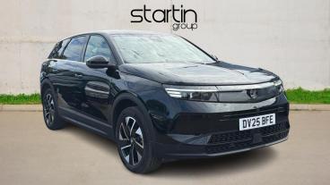 SPOTICAR Vauxhall Grandland 1.2 Ultimate E-dct Euro 6 (s/s) 5dr Used Car - Suv Hybrid Black - Redditch - 1200635390_1