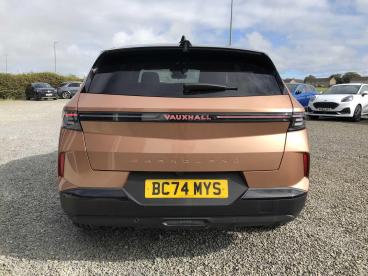 SPOTICAR Vauxhall Grandland 1.2 Ultimate E-dct Euro 6 (s/s) 5dr Used Car - Suv Hybrid  - Inverness - 1200641951_5
