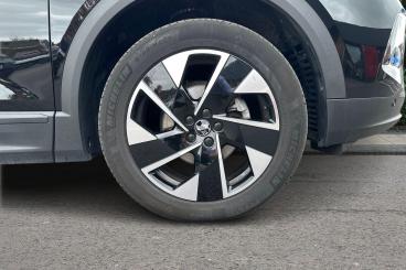 SPOTICAR Vauxhall Grandland 1.2 Ultimate E-dct Euro 6 (s/s) 5dr Used Car - Suv Hybrid Black - Eastleigh - 1200644583_5