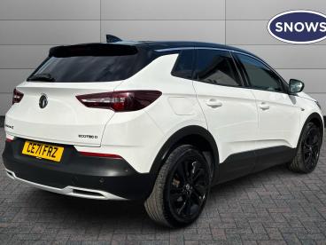 SPOTICAR Vauxhall Grandland X 1.5 Turbo D Sri Nav Euro 6 (s/s) 5dr Used Car - Suv Diesel White - Southampton - 1200533148_4