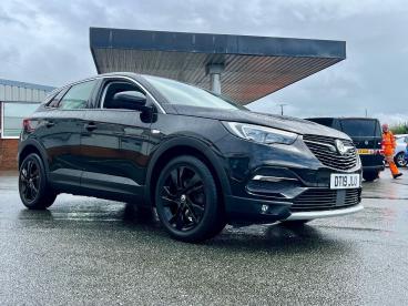 SPOTICAR Vauxhall Grandland X 1.2 Turbo Sport Nav Euro 6 (s/s) 5dr Used Car - Suv Petrol Black - Pembroke Dock - 1200538480_3