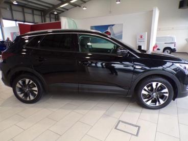 SPOTICAR Vauxhall Grandland X 1.2 Turbo Sri Nav Euro 6 (s/s) 5dr Used Car - Suv Petrol Black - Ashington - 1200554305_3