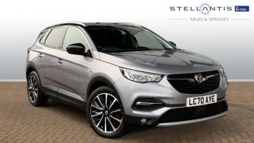 SPOTICAR Vauxhall Grandland X 1.6 13.2kwh Sri Nav Auto 4wd Euro 6 (s/s) 5dr Hybr Used Car - Suv Plug-in Hybrid Grey - London - 1200565030_1