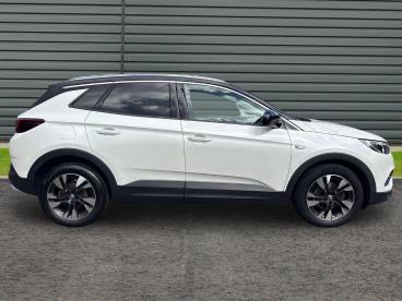SPOTICAR Vauxhall Grandland X 1.2 Turbo Sri Nav Euro 6 (s/s) 5dr Used Car - Suv Petrol White - St Leonards On Sea - 1200608050_2