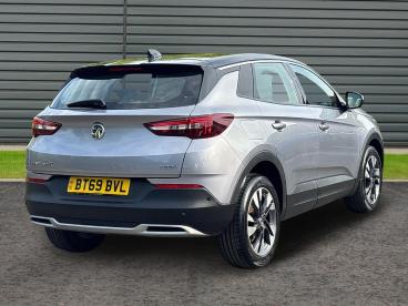 SPOTICAR Vauxhall Grandland X 1.2 Turbo Sport Nav Euro 6 (s/s) 5dr Used Car - Suv Petrol Grey - St Leonards On Sea - 1200619661_3