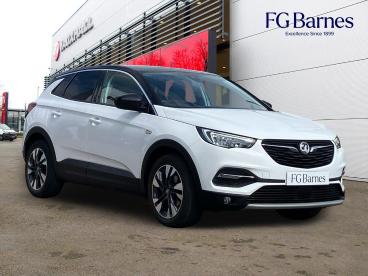 SPOTICAR Vauxhall Grandland X 1.2 Turbo Sri Nav Euro 6 (s/s) 5dr Used Car - Suv Petrol White - Guildford - 1200622158_1