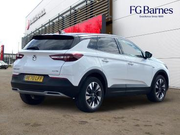 SPOTICAR Vauxhall Grandland X 1.2 Turbo Sri Nav Euro 6 (s/s) 5dr Used Car - Suv Petrol White - Guildford - 1200622158_3
