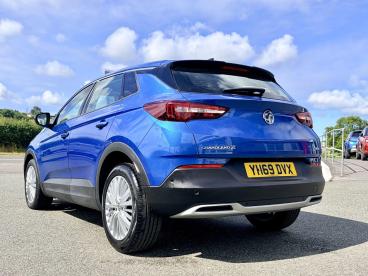 SPOTICAR Vauxhall Grandland X 1.2 Turbo Tech Line Nav Euro 6 (s/s) 5dr Used Car - Suv Petrol Blue - Pembroke Dock - 1200622961_2