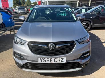 SPOTICAR Vauxhall Grandland X 1.2 Turbo Tech Line Nav Euro 6 (s/s) 5dr Used Car - Suv Petrol Grey - Boston - 1200632826_2