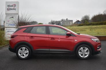 SPOTICAR Vauxhall Grandland X 1.2 Turbo Se Euro 6 (s/s) 5dr Used Car - Suv Petrol Red - Ballymena County Antrim - 1200633933_2