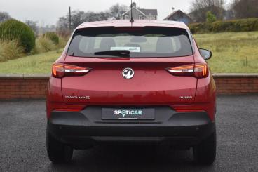 SPOTICAR Vauxhall Grandland X 1.2 Turbo Se Euro 6 (s/s) 5dr Used Car - Suv Petrol Red - Ballymena County Antrim - 1200633933_4