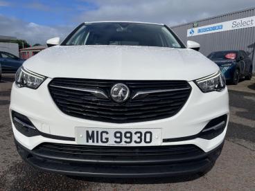 SPOTICAR Vauxhall Grandland X 1.2 Turbo Se Premium Euro 6 (s/s) 5dr Used Car - Suv Petrol White - Enniskillen - 1200635824_2