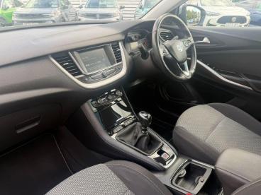 SPOTICAR Vauxhall Grandland X 1.2 Turbo Se Euro 6 (s/s) 5dr Used Car - Suv Petrol Grey - Billinghay - 1200640411_5