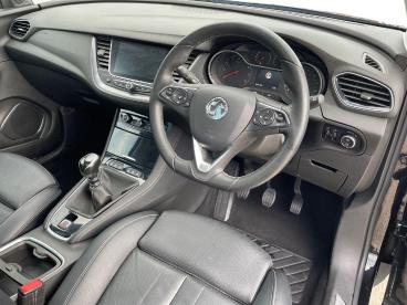 SPOTICAR Vauxhall Grandland X 1.5 Turbo D Blueinjection Elite Nav Euro 6 (s/s) 5 Used Car - Suv Diesel Black - Cirencester - 1200643501_3