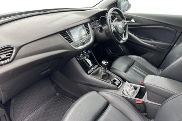 SPOTICAR Vauxhall Grandland X 1.2 Turbo Elite Nav Euro 6 (s/s) 5dr Used Car - Suv Petrol Grey - Eastleigh - 1200644316_2