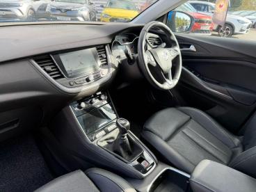 SPOTICAR Vauxhall Grandland X 1.2 Turbo Elite Nav Euro 6 (s/s) 5dr Used Car - Suv Petrol Blue - Billinghay - 1200644379_5