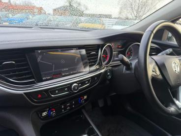 SPOTICAR Vauxhall Insignia 2.0 Turbo D Blueinjection Country Tourer 4wd Euro Used Car - Estate Diesel White - Billinghay - 1200539151_5